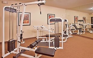 Staybridge Suites O'Fallon Chesterfield by IHG