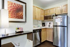 Staybridge Suites O'Fallon Chesterfield by IHG