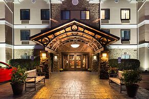 Staybridge Suites O'Fallon Chesterfield by IHG