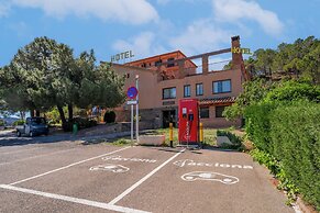 Hotel Mora