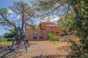 Hotel Mora