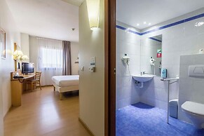 Travelodge Madrid Alcala de Henares