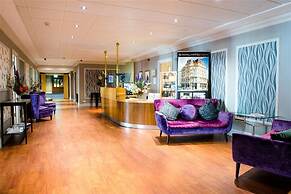 Royal Hotel Cardiff by Belvilla
