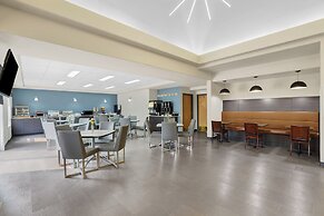 Days Inn by Wyndham Red Deer