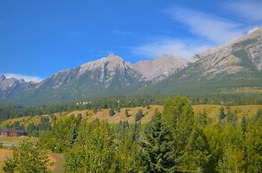 Sunset Resorts Canmore and Spa