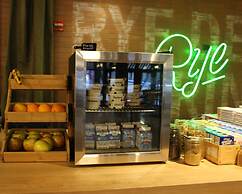 Crowne Plaza Chicago West Loop by IHG