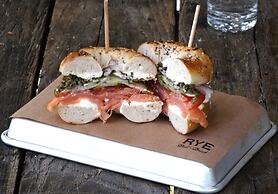 Crowne Plaza Chicago West Loop by IHG