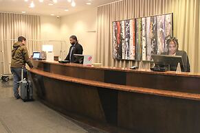 Crowne Plaza Chicago West Loop by IHG