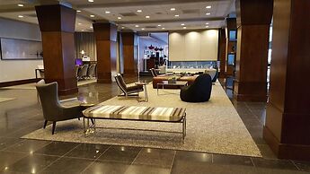 Crowne Plaza Chicago West Loop by IHG
