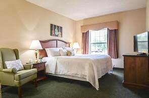 Four Seasons Island Resort