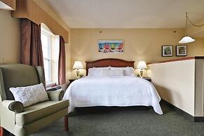 Four Seasons Island Resort