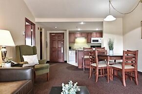 Four Seasons Island Resort