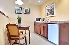 Four Seasons Island Resort