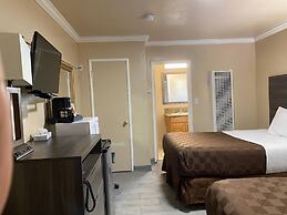 Holland Inn & Suites