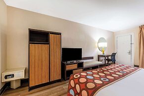 Super 8 by Wyndham Florida City/Gateway to Keys/Everglades