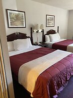 Voyageur Inn and Conference Center