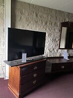 Voyageur Inn and Conference Center