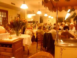Mas de Vence Hotel & Restaurant