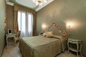 Hotel Al Ponte Mocenigo