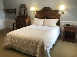 Kingsley Inn