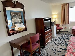 Rodeway Inn near I-35 Lamoni