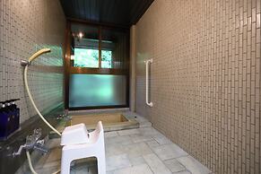 Tsubaki