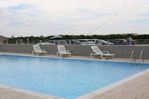 Sea Lion Hotel