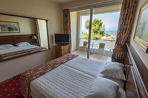 Dolphin Resort Hotel & Conference