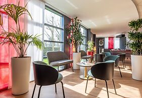 B&B HOTEL Calais Terminal Cité de l'Europe 3 étoiles
