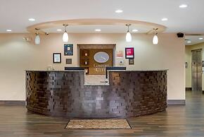 Comfort Suites Fultondale I-65 near I-22