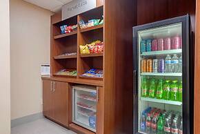 Comfort Suites Fultondale I-65 near I-22