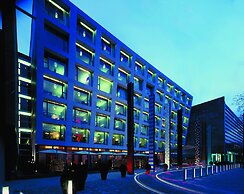 Radisson Blu Media Harbour Hotel, Düsseldorf