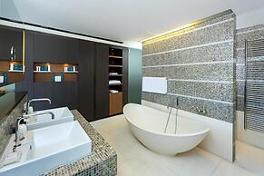 Radisson Blu Media Harbour Hotel, Düsseldorf