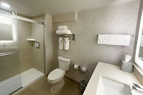 Holiday Inn Express & Suites Halifax - Bedford by IHG