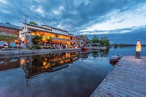 Holiday Inn Express Hotel & Suites Gananoque by IHG