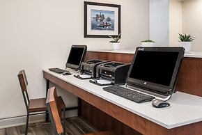 Holiday Inn Express Hotel & Suites Gananoque by IHG
