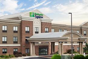Holiday Inn Express Kansas City - at the Legends by IHG
