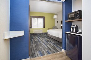 Holiday Inn Express Kansas City - at the Legends by IHG