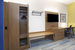 Holiday Inn Express Kansas City - at the Legends by IHG