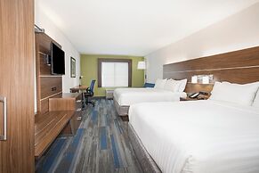 Holiday Inn Express Kansas City - at the Legends by IHG