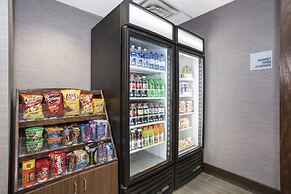 Holiday Inn Express Kansas City - at the Legends by IHG