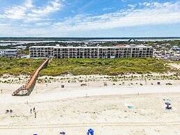 Beacher's Lodge Oceanfront Suites