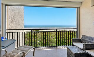 Beacher's Lodge Oceanfront Suites