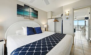 Beacher's Lodge Oceanfront Suites