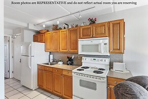 Beacher's Lodge Oceanfront Suites