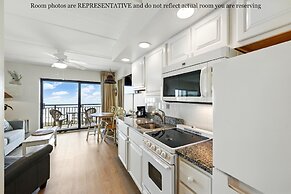 Beacher's Lodge Oceanfront Suites