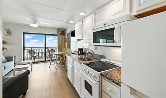 Beacher's Lodge Oceanfront Suites