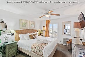 Beacher's Lodge Oceanfront Suites