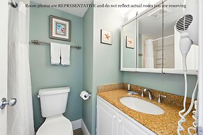 Beacher's Lodge Oceanfront Suites