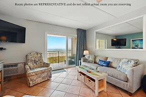 Beacher's Lodge Oceanfront Suites